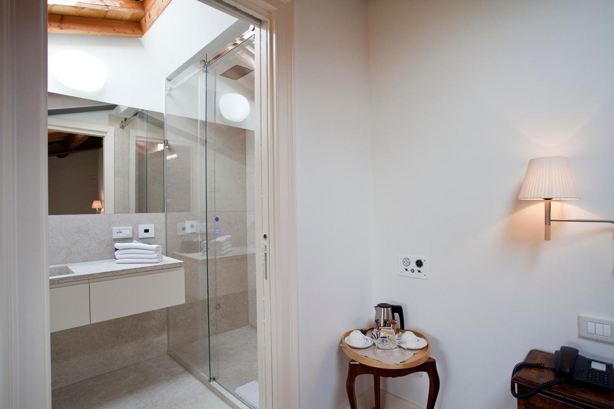 Relais Corte Guastalla Apartments Sona Buitenkant foto