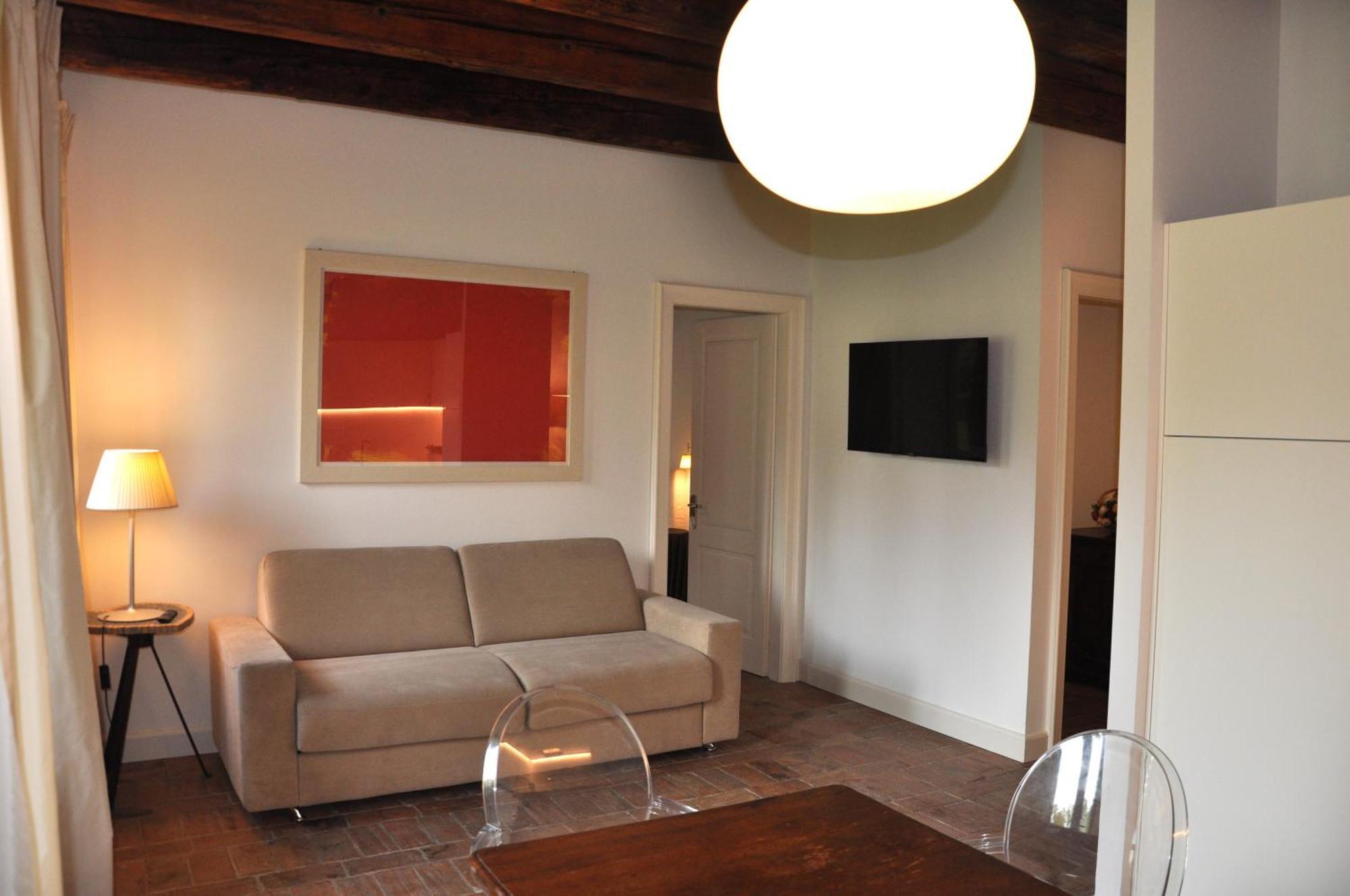 Relais Corte Guastalla Apartments Sona Buitenkant foto
