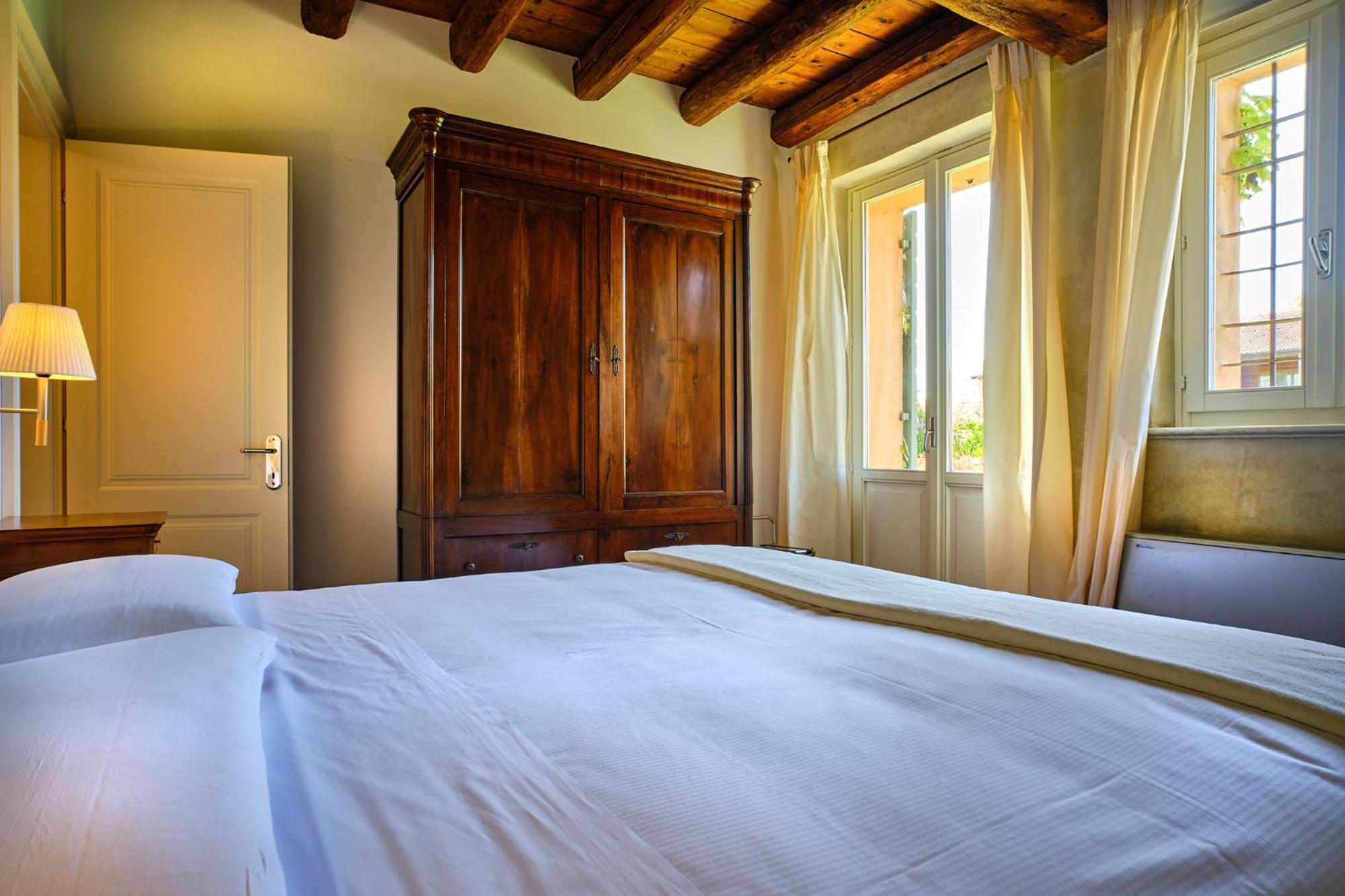 Relais Corte Guastalla Apartments Sona Buitenkant foto