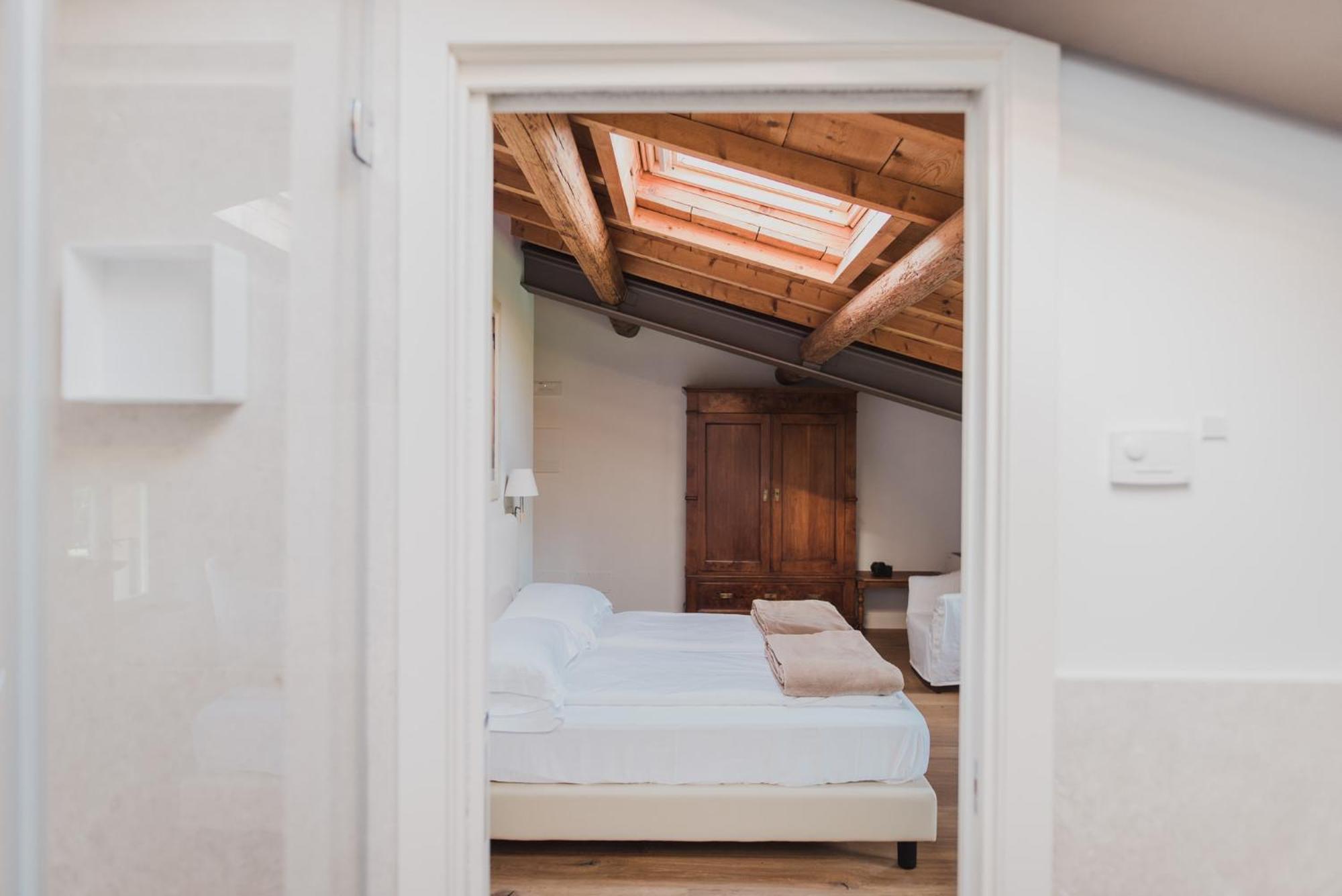 Relais Corte Guastalla Apartments Sona Buitenkant foto