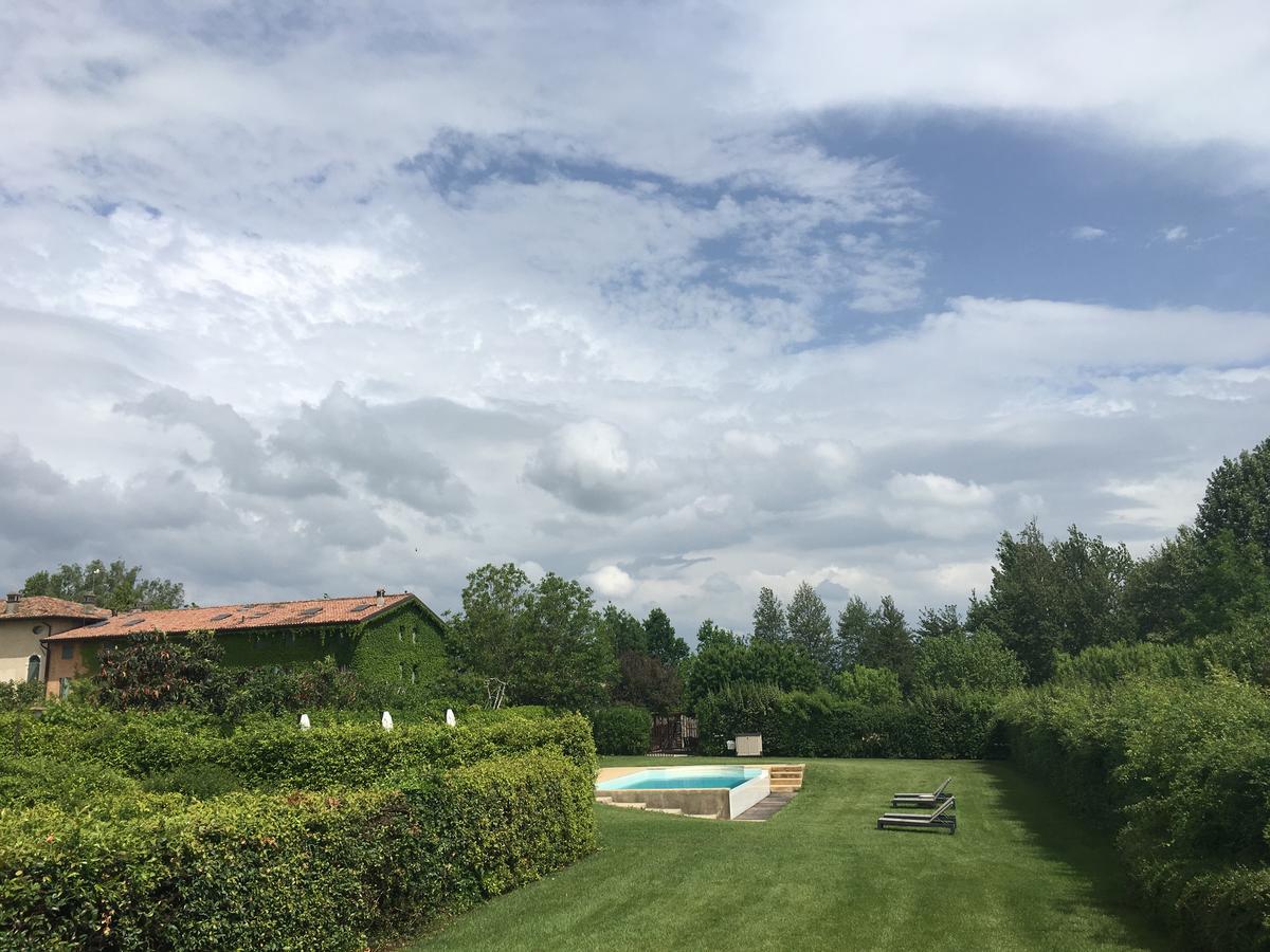 Relais Corte Guastalla Apartments Sona Buitenkant foto
