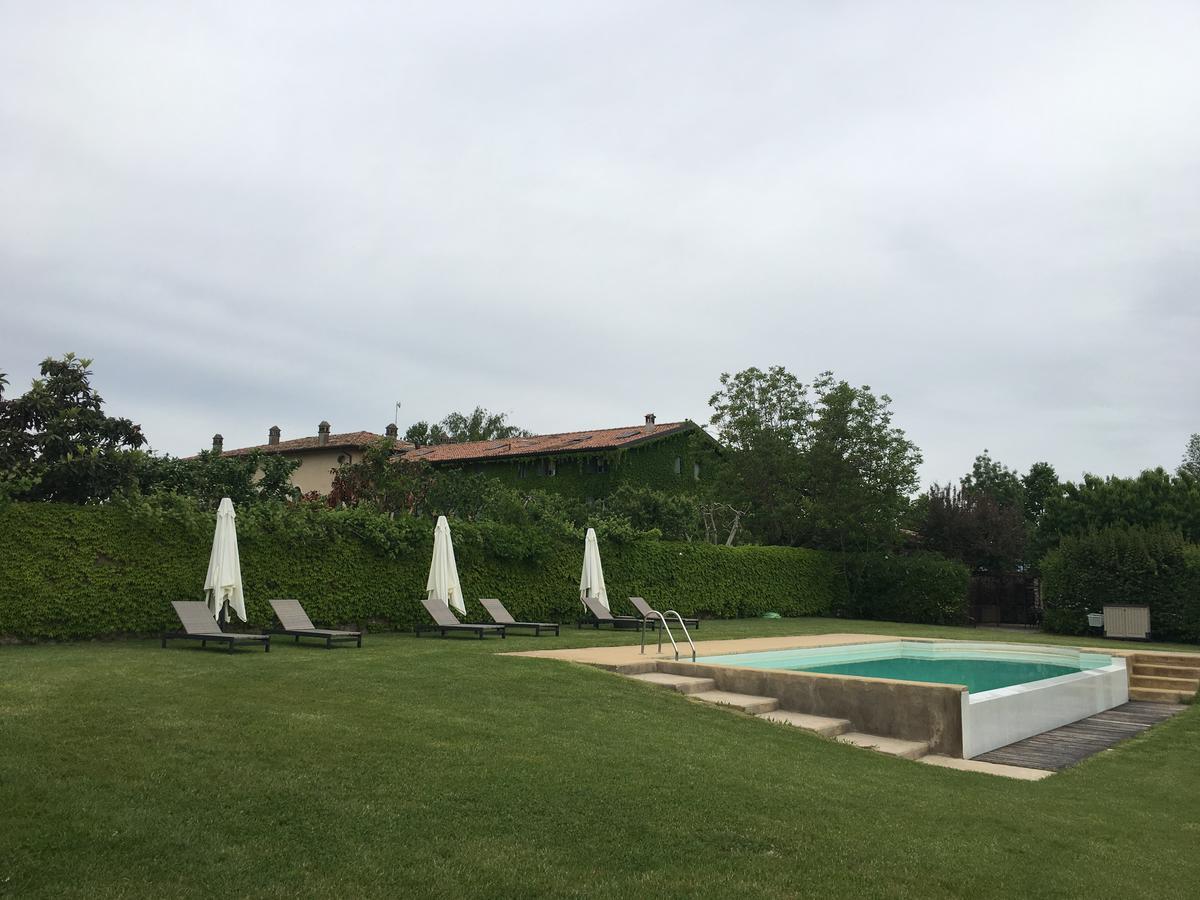 Relais Corte Guastalla Apartments Sona Buitenkant foto